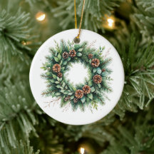Ornement en céramique de Noël avec couronne de pin