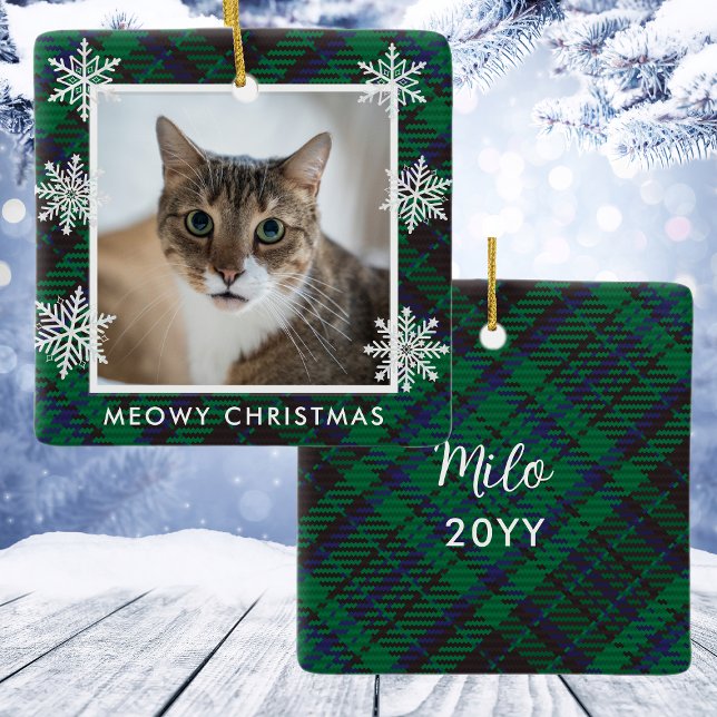 Ornement En Céramique Élégant Vert En vichy Chat Photo Meowy Noël (Elegant Green Gingham Cat Photo Meowy Christmas Ceramic Ornament
)