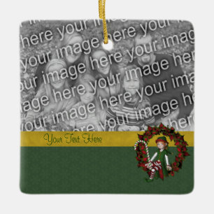 Ornement En Céramique Elfe Cute Sur Wreath Holiday Photo