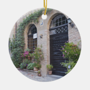 Ornement En Céramique Europe, Italie, Ombrie, Civita, Maison Traditionne