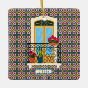 Ornement En Céramique Fenêtre de maison lisboète avec plantes et azulejo