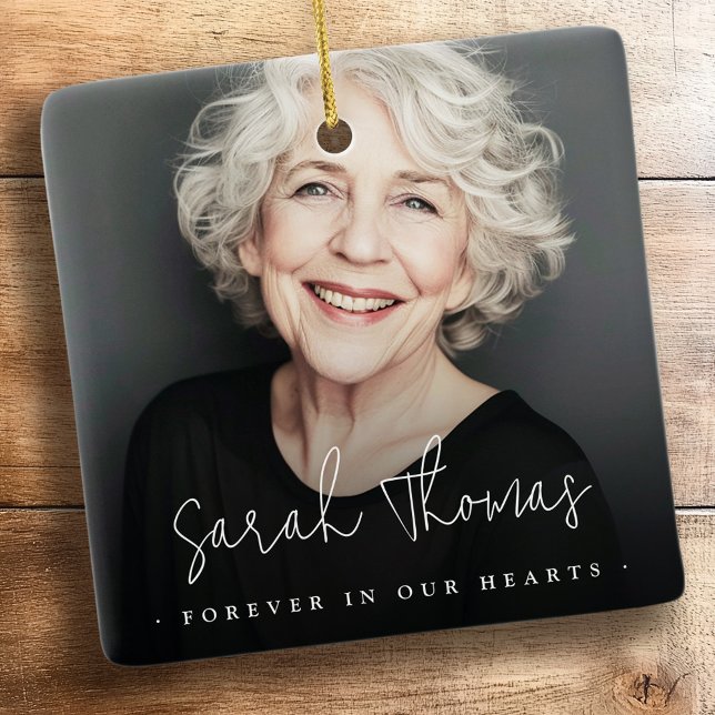 Ornement En Céramique Jamais dans nos coeurs funéraire mémorial noir (Forever in our hearts funeral memorial black ceramic ornament
)