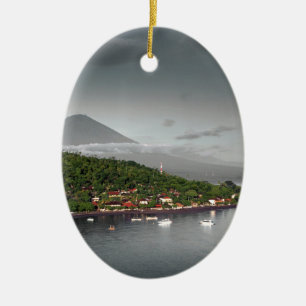 Ornement En Céramique La côte est de Bali et le Mont Agung