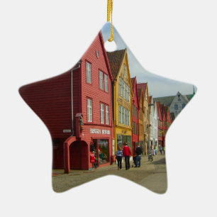 Ornement En Céramique La Norvège, Bergen, maisons peintes sur le bord d