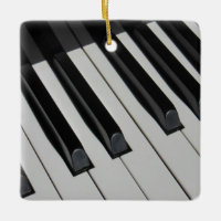 Le piano de clavier verrouille l'instrument de