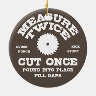 Ornement En Céramique Mesure Deux fois IV