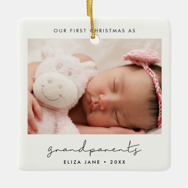 Ornement En Céramique Minimaliste Notre premier Noël comme grands-parent (Devant)