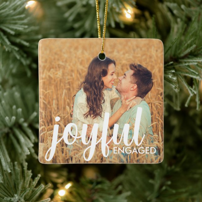 Ornement En Céramique Notre premier cadeau de Noël joyeux engagé (Arbre)