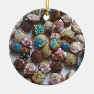 Ornement En Céramique petits gâteaux d'anniversaire colorés, nourritur