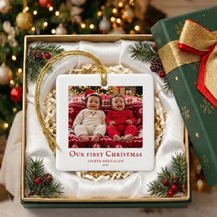 Ornement En Céramique Photo de bébé jumeaux pour leur premier Noël Rouge