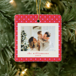 Ornement En Céramique Photo de famille Noël géométrique rose et rouge