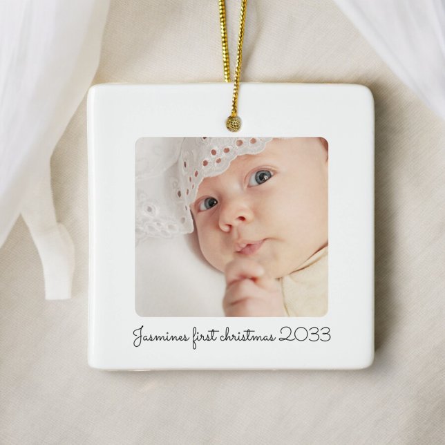 Ornement En Céramique photos minimes modernes bébés premier noël (babys first christmas ornament , minimal and stylish xmas decoration )