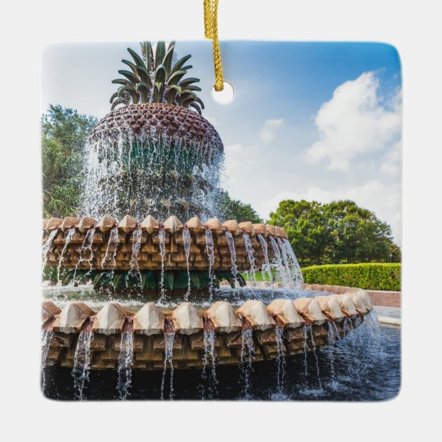Ornement En Céramique Pineapple Fountain à Charleston (Devant)