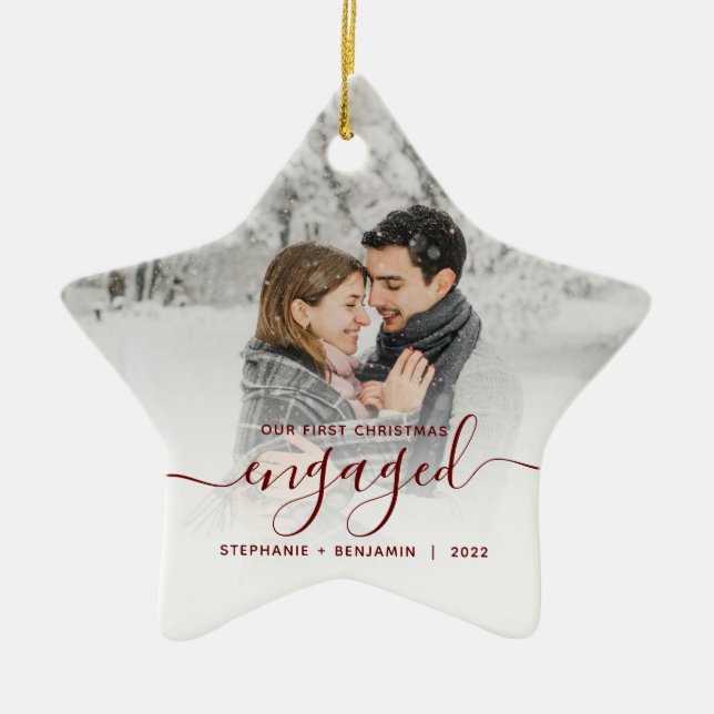 Ornement En Céramique Premier Noël Engagé Photo Burgundy Script (Devant)