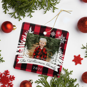 Ornement En Céramique Red Buffalo Plaid Rustic Pine Trees Family Photo