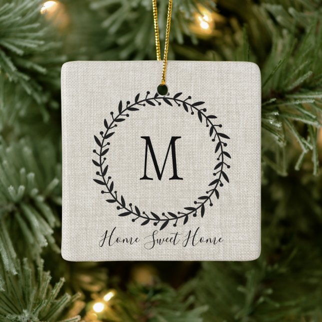 Ornement En Céramique Rustic Farmhouse Laurel Wreath Nom de famille (Arbre)