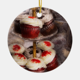 Ornement En Céramique Sucré - Combien coûte ce gâteau dans la vitrine