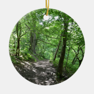 Ornement En Céramique Sun par les arbres