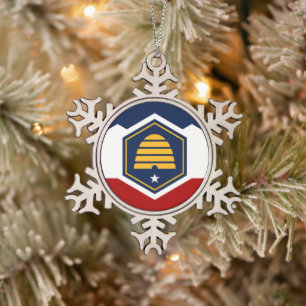 Ornement en étain flocon de neige avec drapeau de