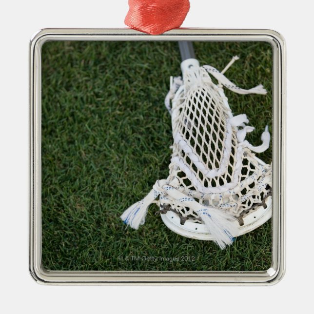 Ornement En Métal Bâton de lacrosse sur l'herbe (Devant)