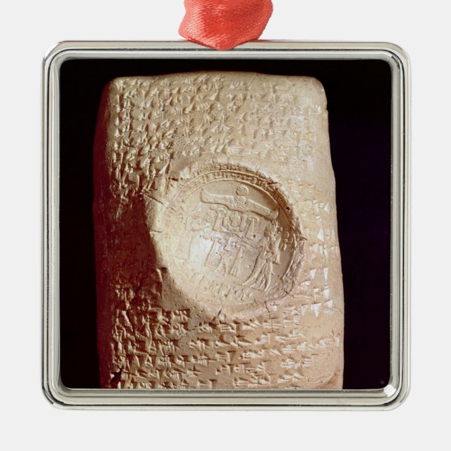 Ornement En Métal Comprimé avec l'inscription cunéiforme (Devant)