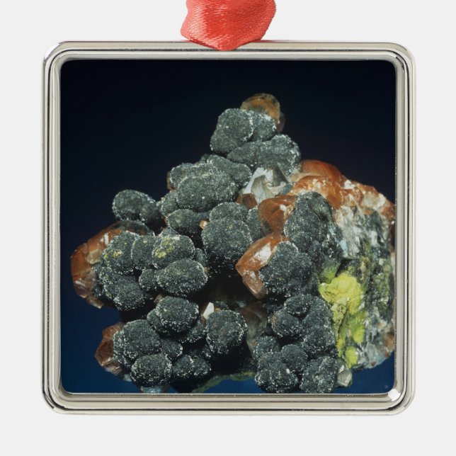 Ornement En Métal Descloizite sur la calcite (Devant)