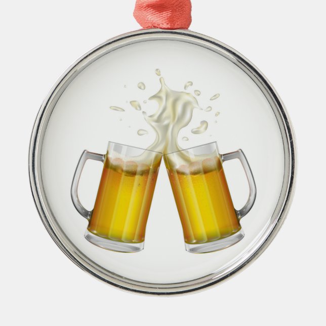 Ornement En Métal Deux tasses avec une bière légère. (Devant)