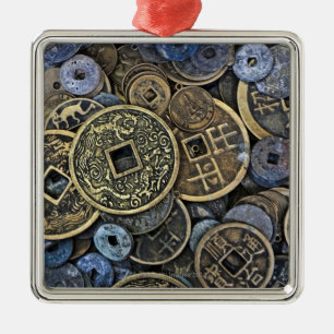 Ornement En Métal Fermez-vous des pièces de monnaie vietnamiennes