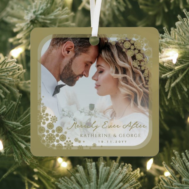 Ornement En Métal Gold Snowflakes Frame Modern Holiday Mariage Photo (Insitu)