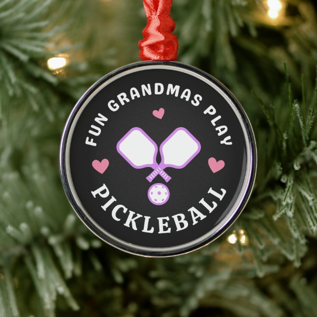 Ornement En Métal Grandmas amusants Jouer Pickleball (Arbre)