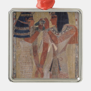 Ornement En Métal La déesse Hathor plaçant le collier magique