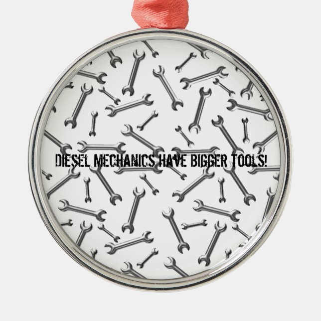 Ornement En Métal La mécanique diesel a de plus grands outils (Devant)