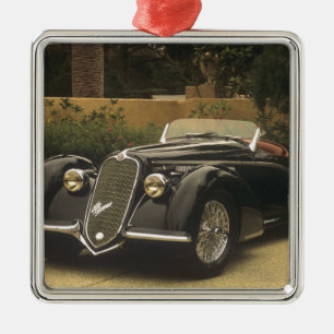 Ornement En Métal L'Alfa Romeo 8C 2900B est une voiture très rare et
