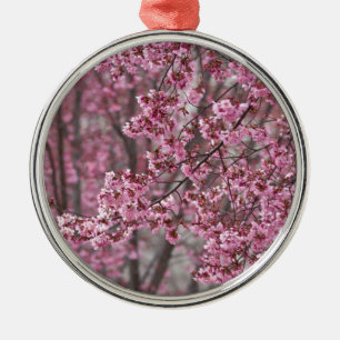 Ornement En Métal Les fleurs de cerisiers Sakura sont roses