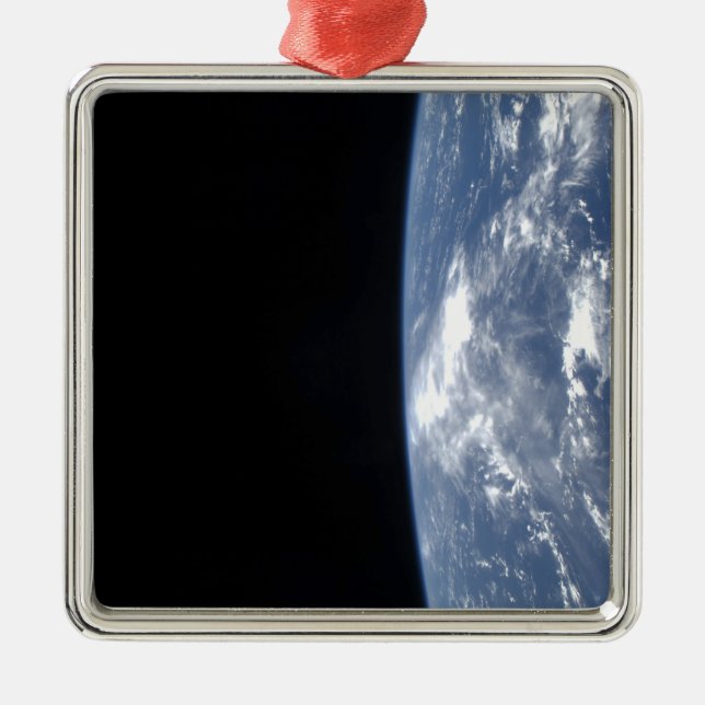 Ornement En Métal L'horizon terrestre et la noirceur de l'espace 2 (Devant)