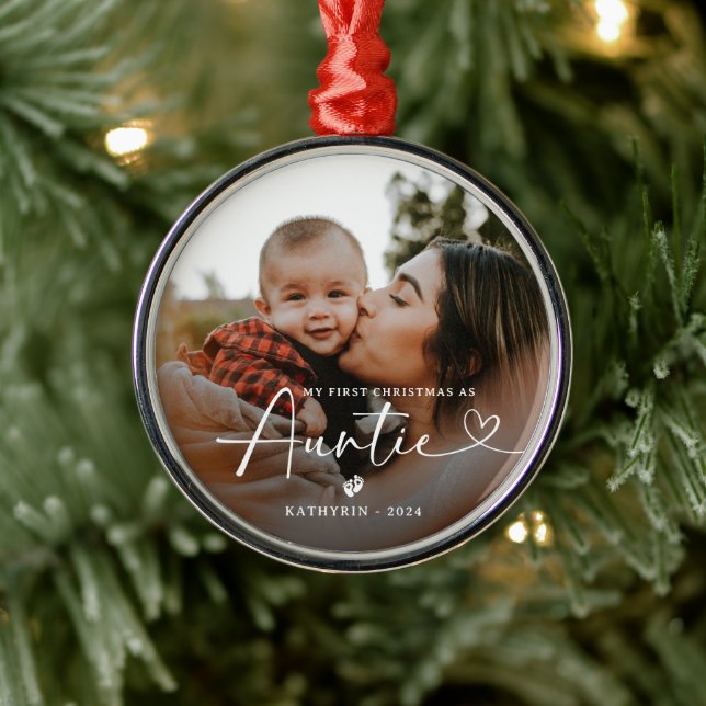 Ornement En Métal Modern Elegant First Christmas As Auntie Photo (Arbre)