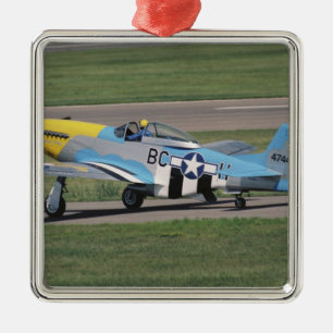 Ornement En Métal Nord-américain P-51 D Dazzling Donna sur le