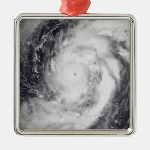 Ornement En Métal Ouragan Damrey dans l'océan pacifique occidental