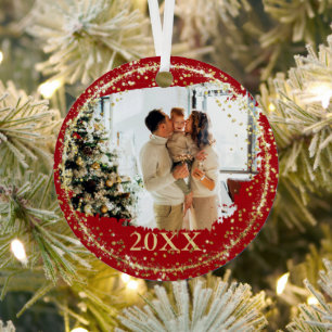 Ornement En Métal Parties scintillant d'or Confetti Red Family Photo