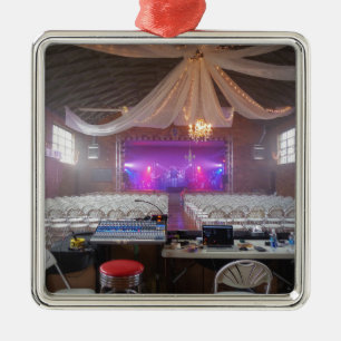 Ornement En Métal Prêt pour un concert