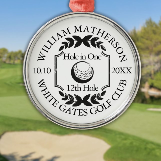 Ornement En Métal Trou en un classique Golf personnalisé (Hole in One Classic Personalised Golf Metal Ornament)