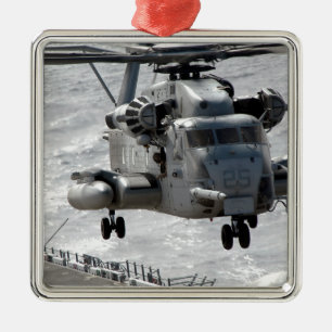 Ornement En Métal Un hélicoptère CH-53E Super Stallion