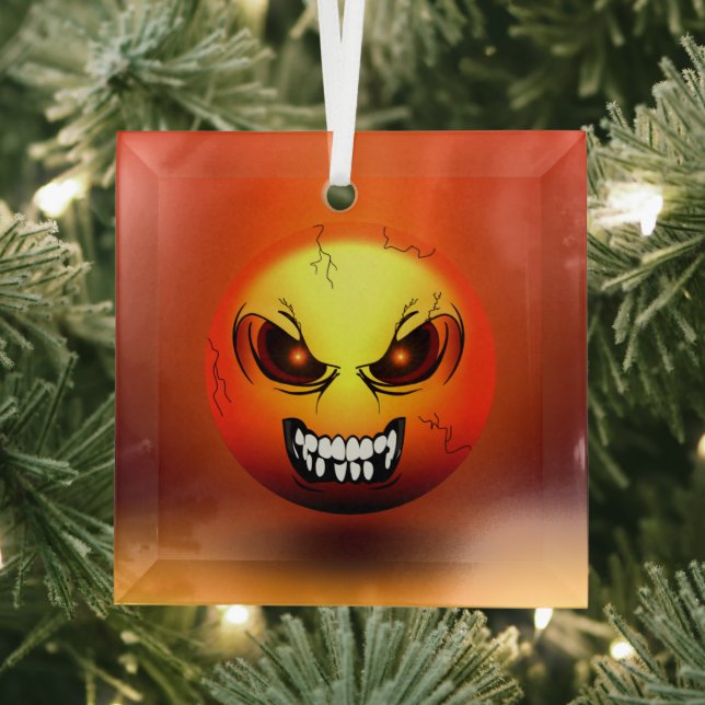 Ornement En Verre Angermoji Glass Ornament (Insitu)