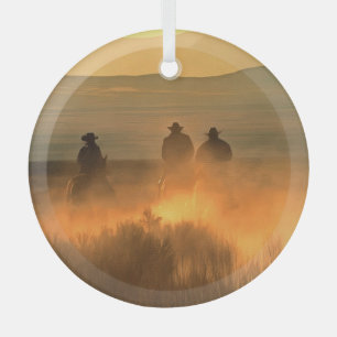 Ornement En Verre Cowboy Trio : Mountainous Arrière - plan Gallop.