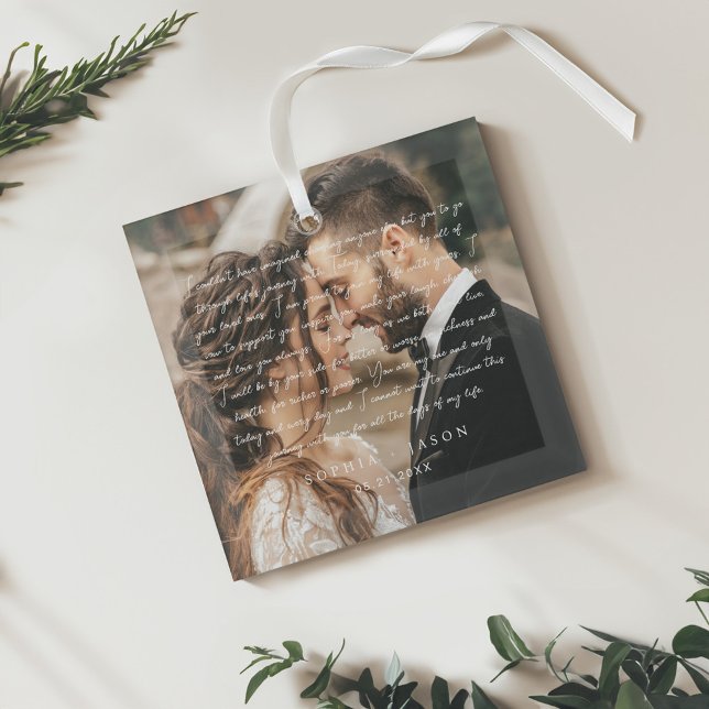 Ornement En Verre Élégant minimal Mariage Vow script Couple Photo (Elegant Minimal Wedding Vow script Couple Photo Glass Ornament)
