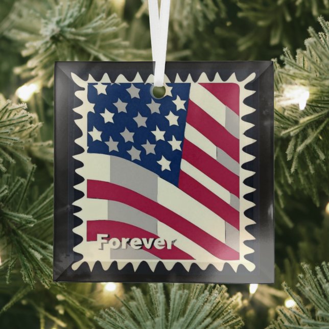 ORNEMENT EN VERRE ÉTATS-UNIS D'AMÉRIQUE DRAPEAU FOREVER STAMP (Insitu)