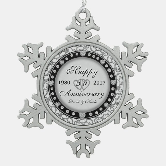 Ornement Flocon De Neige Anniversaire ornemental Monogramme personnalisé (Devant)