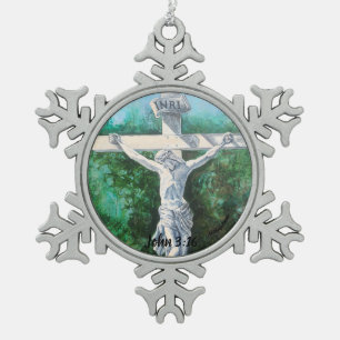 Ornement Flocon De Neige Crucifix peint à la main en blanc