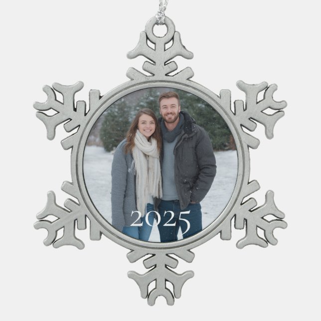 Ornement Flocon De Neige Custom Snowflake Photo Ornament 2025 Personalized (Devant)