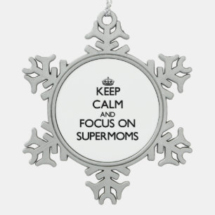 Ornement Flocon De Neige Gardez le calme et le foyer sur des Supermoms